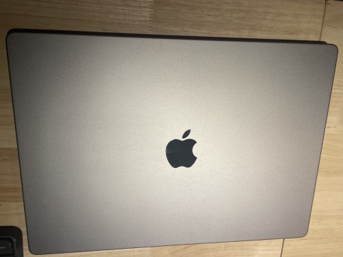 맥북 pro 16 32gb 1tb