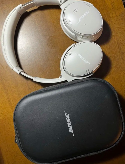 보스 qc45 판매합니다